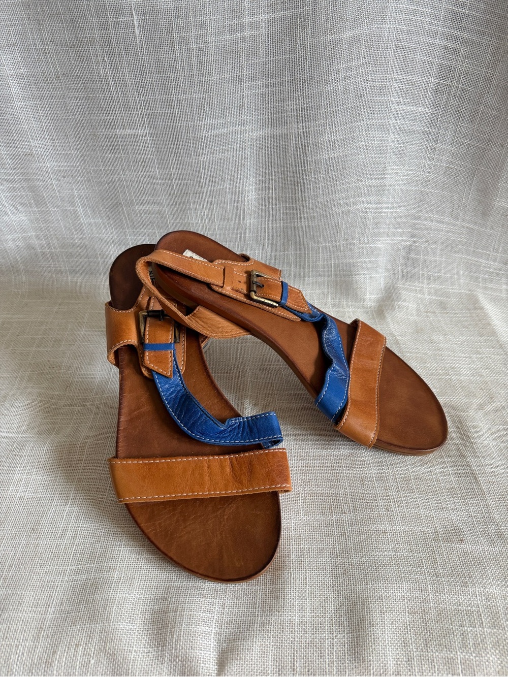Steve Madden Brown and Blue Leather Strappy Sandals